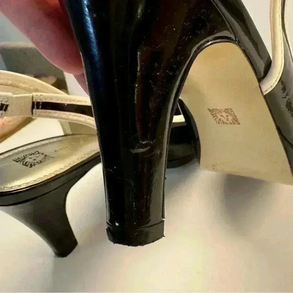 Anne Klein Women’s Size 6 Papillon Black White Peep Toe Slingback Heels Feminine - Picture 5 of 8